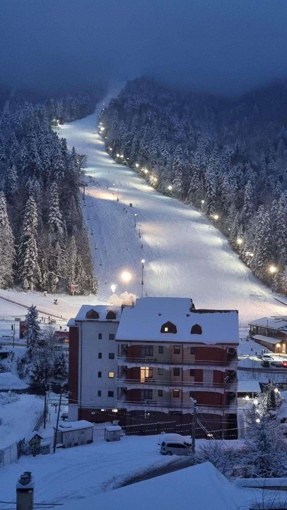 Azuga Ski & Bike Resort ภายนอก รูปภาพ